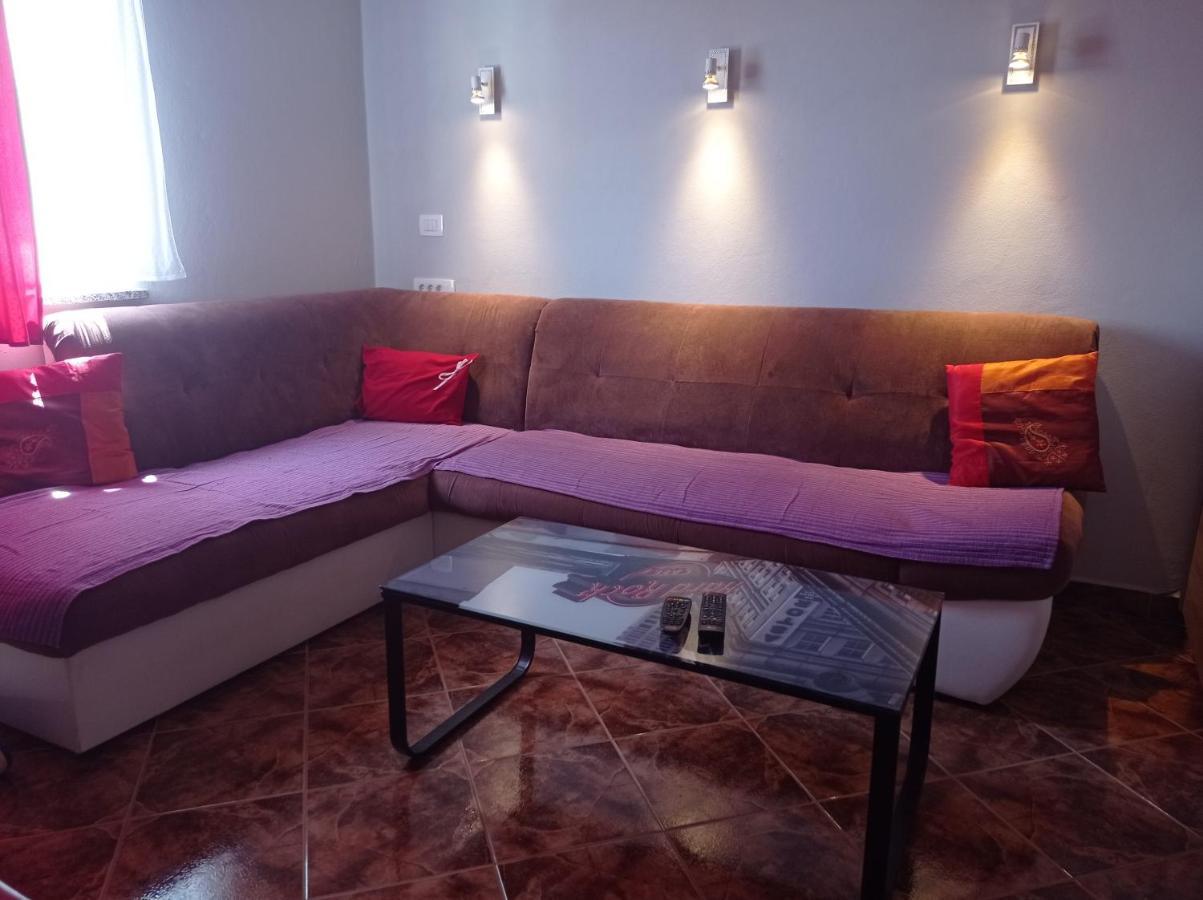 Apartment Alina อูมัค ภายนอก รูปภาพ